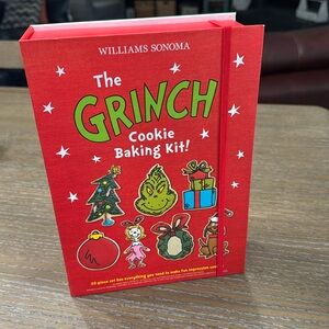 The Grinch Cookie Cutter Set